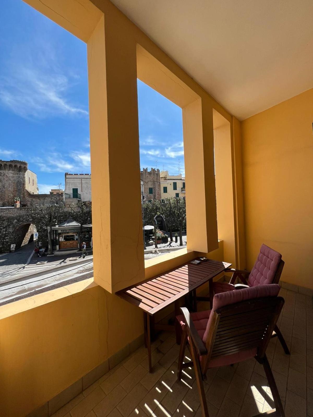 Miramare Appartement Nettuno Buitenkant foto